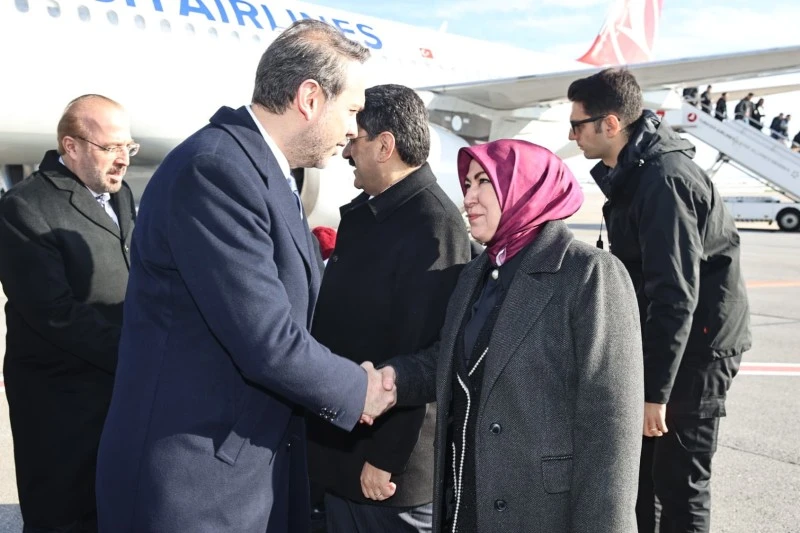 Bakan Bayraktar Sivas Ziyaretinde: Önemli Görüşmeler ve Projeler