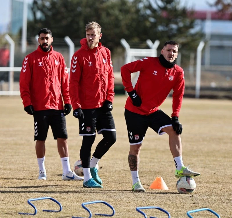 Sivasspor-Trabzonspor Maçı: Takımların Hazırlıkları ve Son Durum