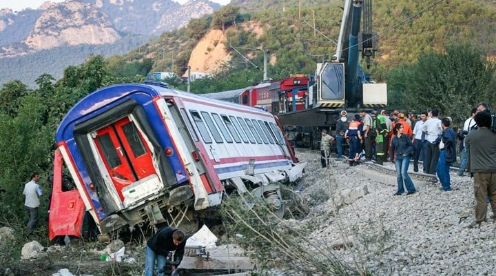 2018 - Çorlu tren kazası: 25 ölü