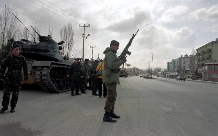 55. Hükümetin Kurulması ve RP'nin Kapatılması