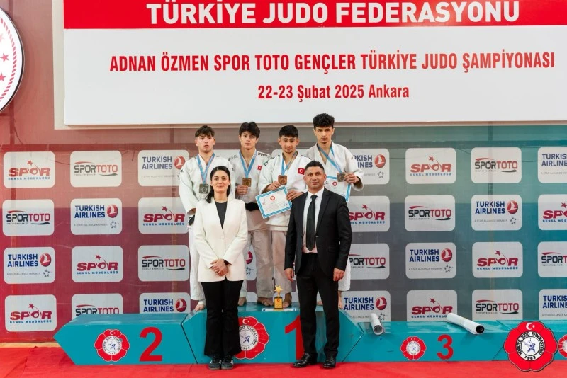 Ankara'da Gençler Judo Şampiyonası Sonuçlandı