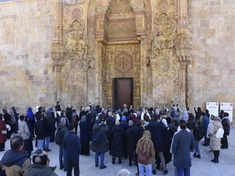 Divriği Ulu Camii ve Darüşşifası Hakkında