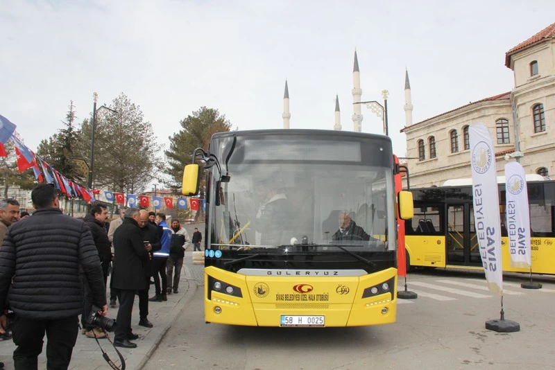 Sivas Belediyesi Yeni Halk Otobüsleri ile Ulaşımda Reform Yapıyor