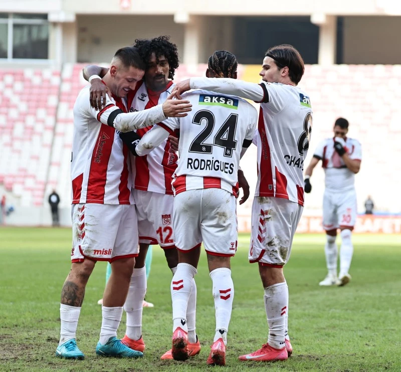 Sivasspor Kulübü Başkanı Bahattin Eken'den Açıklamalar