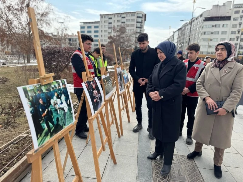 Kale Camii'nde 28 Şubat Temalı Sergi Açıldı