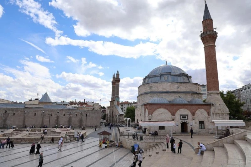 Sivas'tan Batıya Göç ve Nüfus Dağılımı