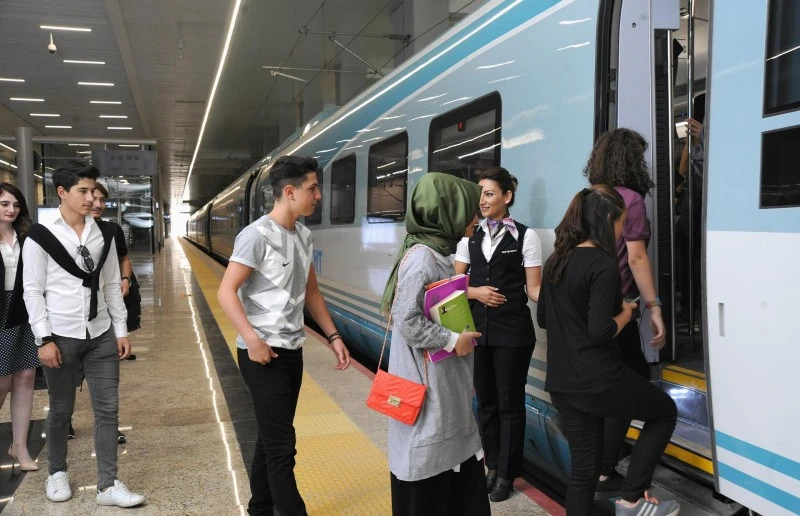 Türkiye'nin Yüksek Hızlı Tren Ağı Genişliyor